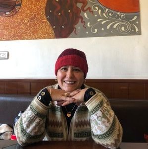 Meet your Posher, Rosario